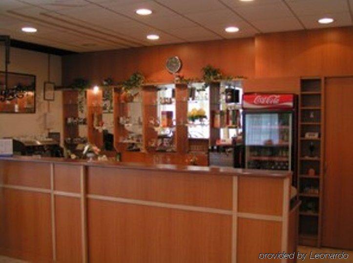 Romai Ξενοδοχείο Βουδαπέστη Εσωτερικό φωτογραφία